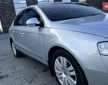 Серый Фольксваген Пассат, объемом двигателя 2 л и пробегом 246 тыс. км за 7000 $, фото 1 на Automoto.ua