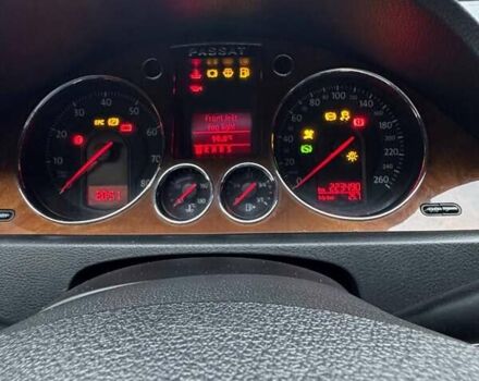 Серый Фольксваген Пассат, объемом двигателя 2 л и пробегом 223 тыс. км за 5500 $, фото 2 на Automoto.ua