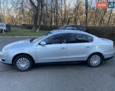 Сірий Фольксваген Пассат, об'ємом двигуна 1.6 л та пробігом 270 тис. км за 6800 $, фото 8 на Automoto.ua