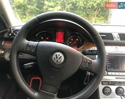 Серый Фольксваген Пассат, объемом двигателя 1.97 л и пробегом 322 тыс. км за 7500 $, фото 25 на Automoto.ua