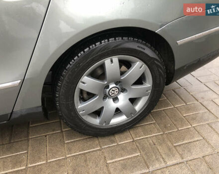 Серый Фольксваген Пассат, объемом двигателя 1.97 л и пробегом 322 тыс. км за 7500 $, фото 30 на Automoto.ua