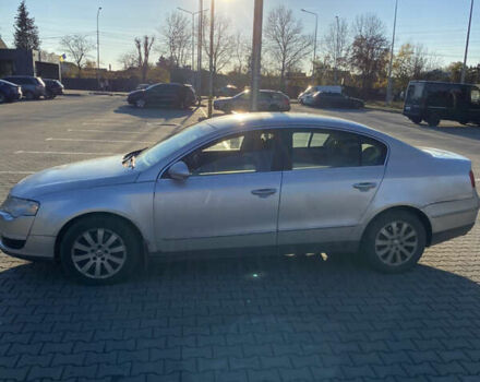 Сірий Фольксваген Пассат, об'ємом двигуна 2 л та пробігом 399 тис. км за 2350 $, фото 1 на Automoto.ua