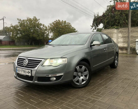 Серый Фольксваген Пассат, объемом двигателя 1.97 л и пробегом 322 тыс. км за 7500 $, фото 32 на Automoto.ua