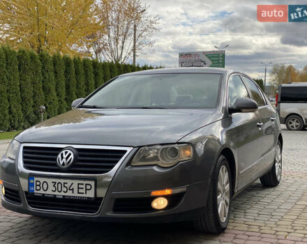 Серый Фольксваген Пассат, объемом двигателя 2 л и пробегом 344 тыс. км за 4999 $, фото 5 на Automoto.ua