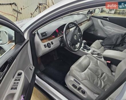 Серый Фольксваген Пассат, объемом двигателя 2 л и пробегом 220 тыс. км за 7200 $, фото 4 на Automoto.ua