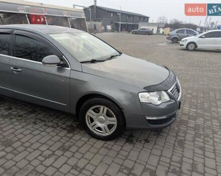 Сірий Фольксваген Пассат, об'ємом двигуна 2 л та пробігом 305 тис. км за 6500 $, фото 7 на Automoto.ua