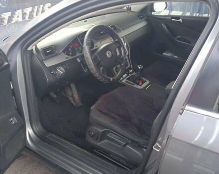 Фольксваген Пассат 2007 в Львове на Automoto.ua Серый Фольксваген Пассат, объемом двигателя 1.97 л и пробегом 390 тыс. км за 6300 $, фото 2 на Automoto.ua