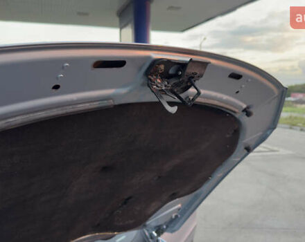 Серый Фольксваген Пассат, объемом двигателя 1.6 л и пробегом 190 тыс. км за 6450 $, фото 45 на Automoto.ua