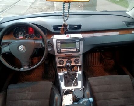 Серый Фольксваген Пассат, объемом двигателя 2 л и пробегом 320 тыс. км за 4450 $, фото 5 на Automoto.ua