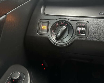 Серый Фольксваген Пассат, объемом двигателя 1.98 л и пробегом 214 тыс. км за 4600 $, фото 13 на Automoto.ua