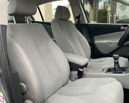 Серый Фольксваген Пассат, объемом двигателя 2 л и пробегом 344 тыс. км за 4999 $, фото 45 на Automoto.ua