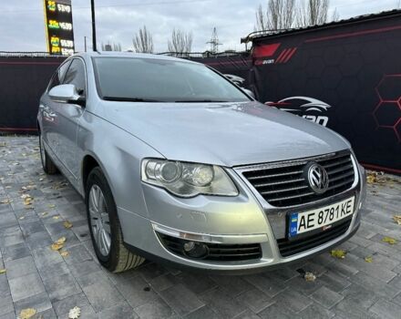 Серый Фольксваген Пассат, объемом двигателя 2 л и пробегом 219 тыс. км за 7500 $, фото 1 на Automoto.ua