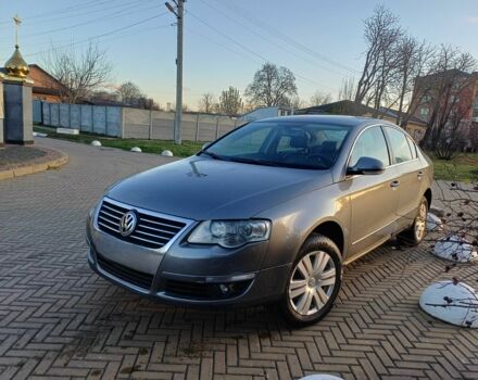 Серый Фольксваген Пассат, объемом двигателя 2 л и пробегом 222 тыс. км за 4300 $, фото 2 на Automoto.ua