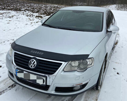 Сірий Фольксваген Пассат, об'ємом двигуна 2 л та пробігом 240 тис. км за 7200 $, фото 1 на Automoto.ua