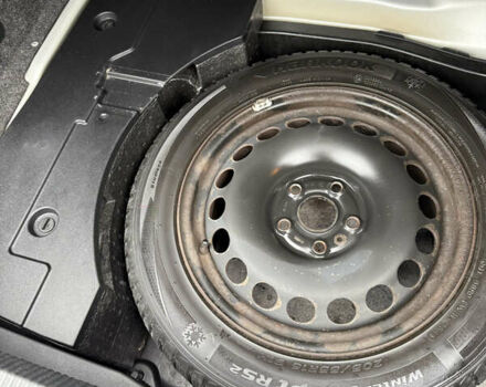 Серый Фольксваген Пассат, объемом двигателя 0 л и пробегом 197 тыс. км за 5700 $, фото 17 на Automoto.ua