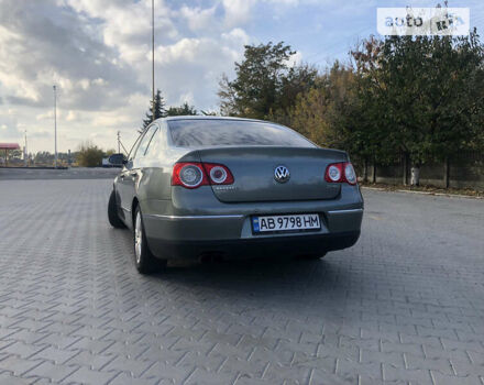 Серый Фольксваген Пассат, объемом двигателя 1.97 л и пробегом 322 тыс. км за 7500 $, фото 5 на Automoto.ua