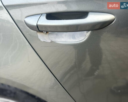 Сірий Фольксваген Пассат, об'ємом двигуна 2 л та пробігом 273 тис. км за 5800 $, фото 4 на Automoto.ua