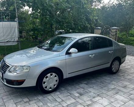 Сірий Фольксваген Пассат, об'ємом двигуна 1.6 л та пробігом 265 тис. км за 6000 $, фото 3 на Automoto.ua