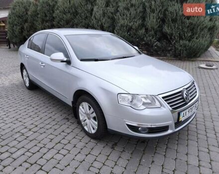 Серый Фольксваген Пассат, объемом двигателя 2 л и пробегом 42 тыс. км за 10000 $, фото 3 на Automoto.ua