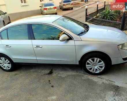 Серый Фольксваген Пассат, объемом двигателя 2 л и пробегом 270 тыс. км за 6100 $, фото 1 на Automoto.ua