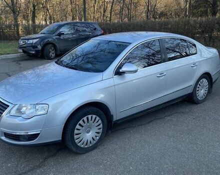 Сірий Фольксваген Пассат, об'ємом двигуна 1.6 л та пробігом 270 тис. км за 6800 $, фото 1 на Automoto.ua