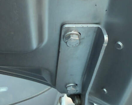 Серый Фольксваген Пассат, объемом двигателя 1.6 л и пробегом 190 тыс. км за 6450 $, фото 39 на Automoto.ua