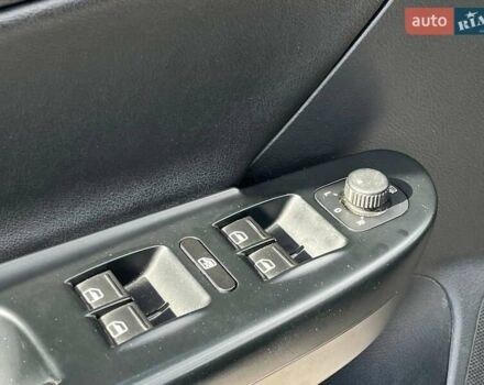 Сірий Фольксваген Пассат, об'ємом двигуна 2 л та пробігом 355 тис. км за 6990 $, фото 35 на Automoto.ua