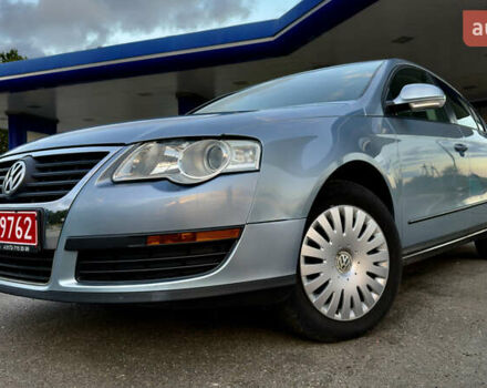 Серый Фольксваген Пассат, объемом двигателя 1.6 л и пробегом 190 тыс. км за 6450 $, фото 2 на Automoto.ua