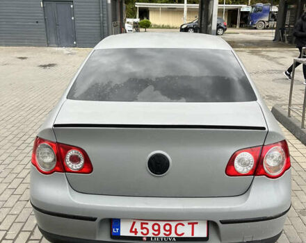 Сірий Фольксваген Пассат, об'ємом двигуна 2 л та пробігом 350 тис. км за 3500 $, фото 1 на Automoto.ua