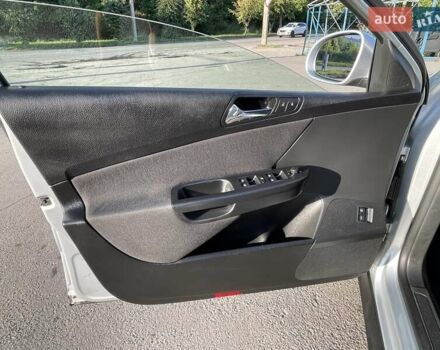 Серый Фольксваген Пассат, объемом двигателя 1.98 л и пробегом 160 тыс. км за 6900 $, фото 31 на Automoto.ua