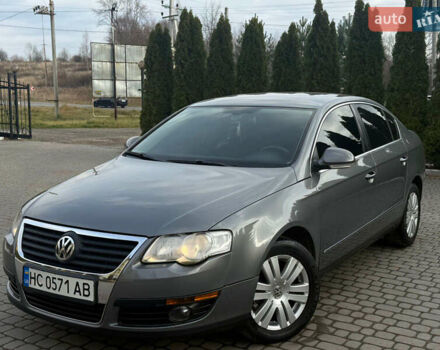 Серый Фольксваген Пассат, объемом двигателя 1.97 л и пробегом 346 тыс. км за 5600 $, фото 1 на Automoto.ua