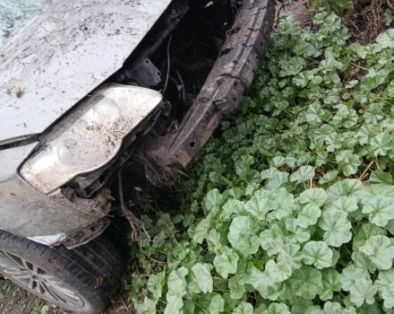 Серый Фольксваген Пассат, объемом двигателя 3 л и пробегом 290 тыс. км за 3200 $, фото 13 на Automoto.ua