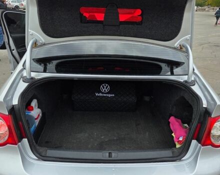 Серый Фольксваген Пассат, объемом двигателя 1.8 л и пробегом 239 тыс. км за 6799 $, фото 8 на Automoto.ua