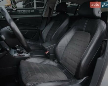 Сірий Фольксваген Пассат, об'ємом двигуна 1.8 л та пробігом 241 тис. км за 6900 $, фото 6 на Automoto.ua