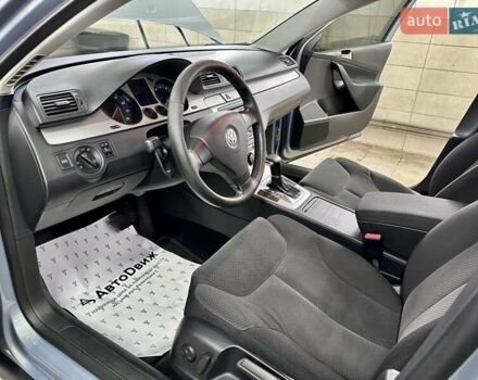 Серый Фольксваген Пассат, объемом двигателя 1.8 л и пробегом 290 тыс. км за 5499 $, фото 28 на Automoto.ua