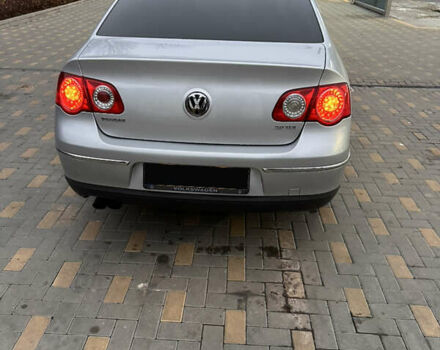 Серый Фольксваген Пассат, объемом двигателя 1.97 л и пробегом 370 тыс. км за 7499 $, фото 5 на Automoto.ua