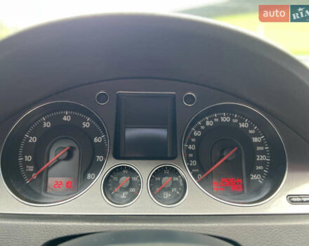 Серый Фольксваген Пассат, объемом двигателя 1.8 л и пробегом 292 тыс. км за 6500 $, фото 22 на Automoto.ua