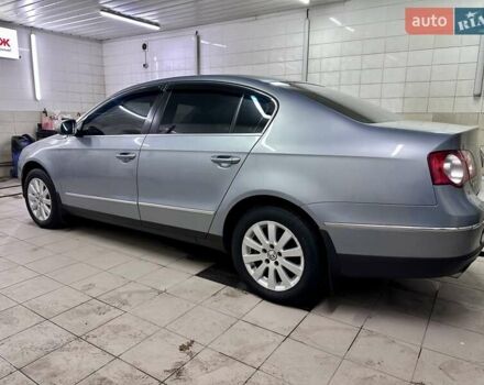 Серый Фольксваген Пассат, объемом двигателя 1.8 л и пробегом 290 тыс. км за 5499 $, фото 14 на Automoto.ua