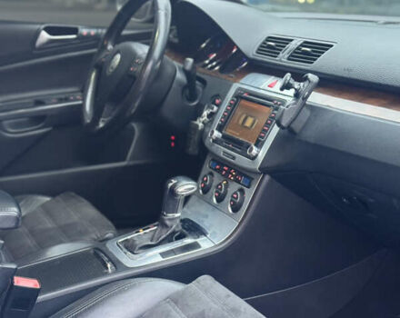 Серый Фольксваген Пассат, объемом двигателя 1.97 л и пробегом 275 тыс. км за 6950 $, фото 7 на Automoto.ua