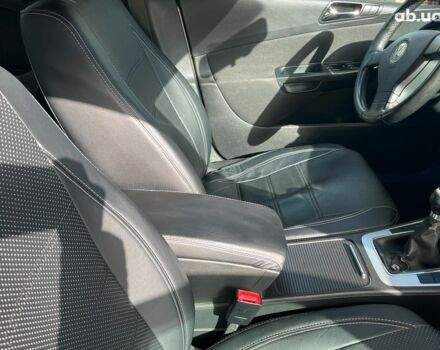 Серый Фольксваген Пассат, объемом двигателя 1.8 л и пробегом 258 тыс. км за 7390 $, фото 27 на Automoto.ua