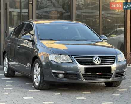Сірий Фольксваген Пассат, об'ємом двигуна 2 л та пробігом 310 тис. км за 5800 $, фото 7 на Automoto.ua
