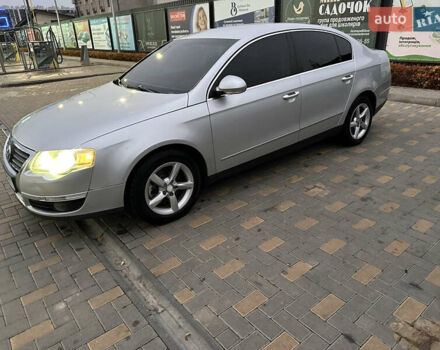 Серый Фольксваген Пассат, объемом двигателя 1.97 л и пробегом 370 тыс. км за 7499 $, фото 2 на Automoto.ua