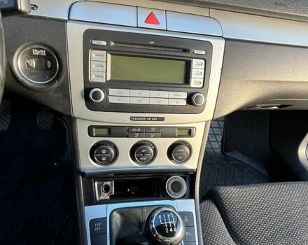 Сірий Фольксваген Пассат, об'ємом двигуна 1.97 л та пробігом 266 тис. км за 6700 $, фото 10 на Automoto.ua