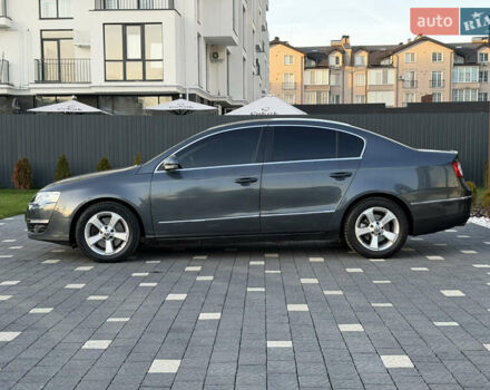 Сірий Фольксваген Пассат, об'ємом двигуна 2 л та пробігом 310 тис. км за 5800 $, фото 3 на Automoto.ua