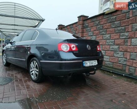 Серый Фольксваген Пассат, объемом двигателя 1.97 л и пробегом 262 тыс. км за 8700 $, фото 9 на Automoto.ua