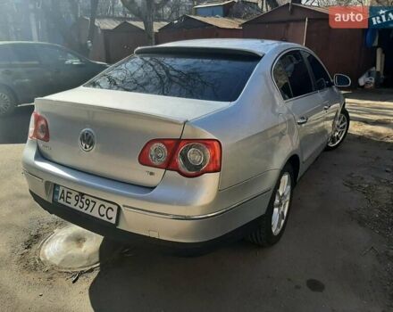 Серый Фольксваген Пассат, объемом двигателя 1.8 л и пробегом 229 тыс. км за 7550 $, фото 4 на Automoto.ua