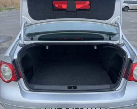 Серый Фольксваген Пассат, объемом двигателя 2 л и пробегом 212 тыс. км за 5800 $, фото 18 на Automoto.ua