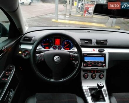 Серый Фольксваген Пассат, объемом двигателя 1.97 л и пробегом 262 тыс. км за 8700 $, фото 18 на Automoto.ua