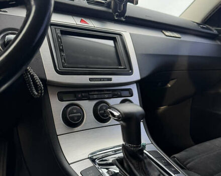 Серый Фольксваген Пассат, объемом двигателя 1.8 л и пробегом 267 тыс. км за 7300 $, фото 13 на Automoto.ua