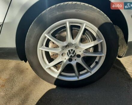 Серый Фольксваген Пассат, объемом двигателя 1.8 л и пробегом 229 тыс. км за 7550 $, фото 6 на Automoto.ua